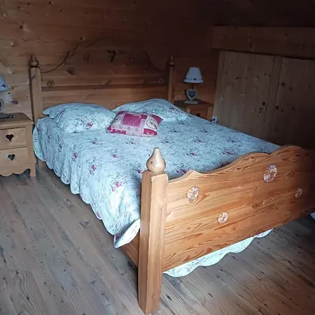Chalet Crostet Du Poele