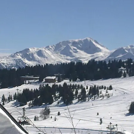 Crostet Du Poele Hauteluce